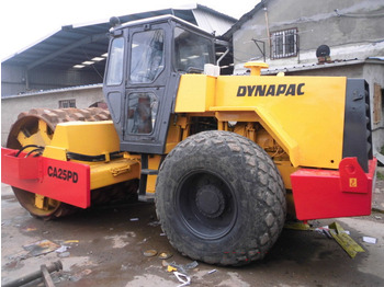 Cilindru compactor pentru asfalt DYNAPAC