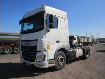 Cap tractor DAF XF 105 460