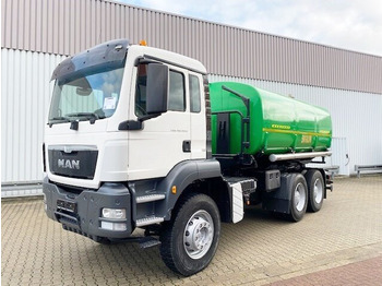 Camion cisternă MAN TGS 40.400