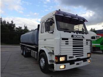 Camion cisternă SCANIA R143