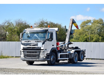 Camion cu cârlig VOLVO FM 410