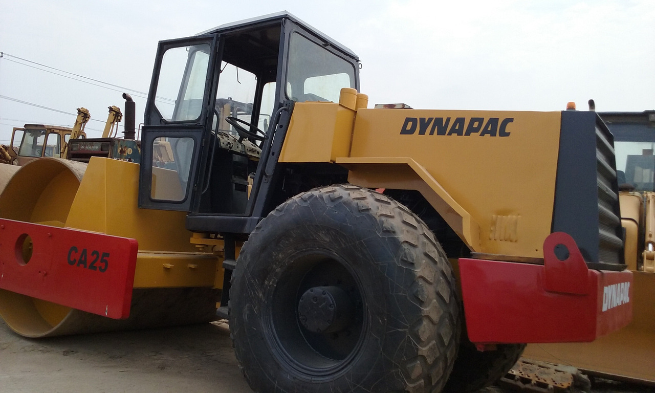 Cilindru compactor pentru asfalt nou DYNAPAC CA25 ON SALE: Foto 5