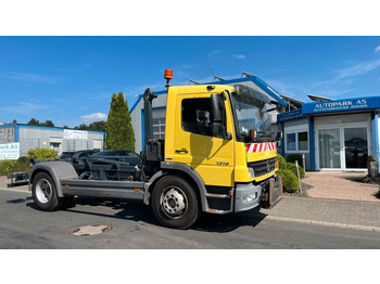 Camion cu cârlig MERCEDES-BENZ