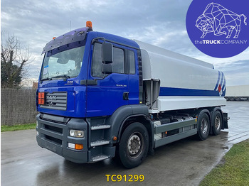 Camion cisternă MAN TGA