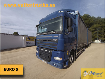 Camion cu prelată DAF XF 105 460