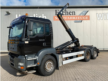 Camion cu cârlig MAN TGA 26.320