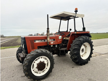 Tractor agricol FIAT