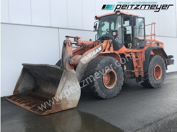 Încărcător frontal pe pneuri DOOSAN DL300