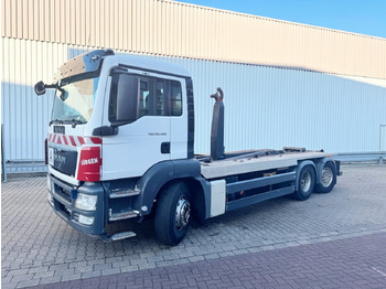 Camion cu cârlig MAN TGS 26.480