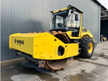 Cilindru compactor BOMAG