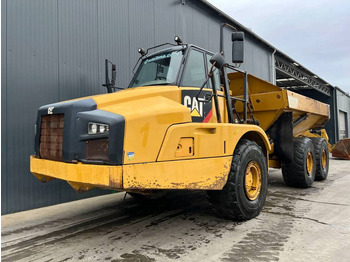 Camion articulat CATERPILLAR