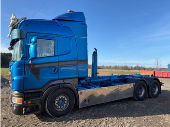 Camion cu cârlig SCANIA R 560