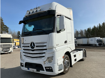 Camion MERCEDES-BENZ Actros 1845