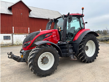 Tractor agricol VALTRA T174