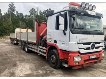 Camion platformă MERCEDES-BENZ