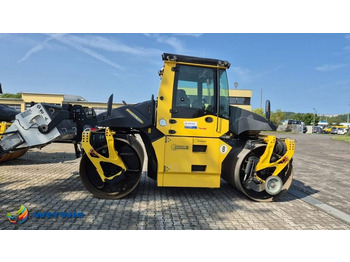 Cilindru compactor pentru asfalt BOMAG