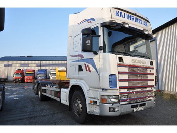 Camion transport containere/ Swap body Scania 124 6X2 470: Foto 2