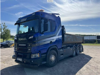 Camion cu cârlig SCANIA R 580