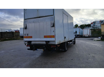 Camion izoterma IVECO Daily 70c18