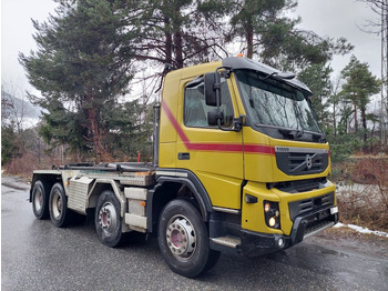 Camion cu cârlig VOLVO FMX 460