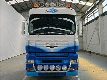 Leasing de MAN TGA 26.510 RETARDER / PTO / AIRCO MAN TGA 26.510 RETARDER / PTO / AIRCO: Foto 3