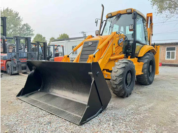 Buldoexcavator JCB 3CX