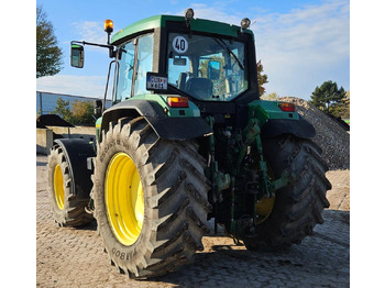 Tractor agricol John Deere 6810 | Stoll Robust 30 HDP FL | FH | 8.070 Std.: Foto 2