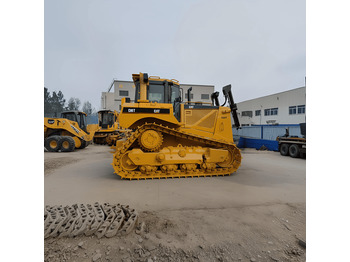 Buldozer CATERPILLAR D8T