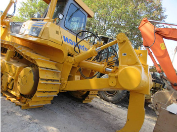 Buldozer KOMATSU D155