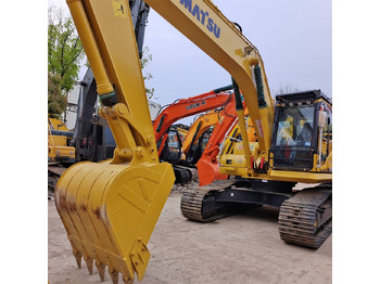 Excavator pe şenile Komatsu PC 220-8: Foto 3