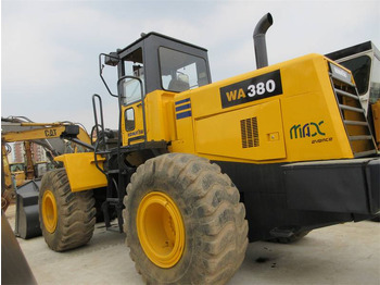 Încărcător frontal pe pneuri KOMATSU WA380-3