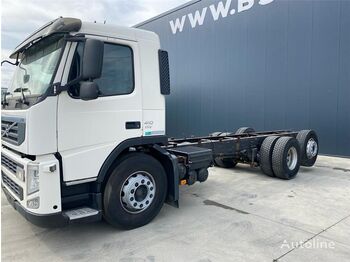 Camion şasiu VOLVO FM