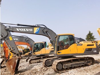 Excavator pe şenile VOLVO EC220