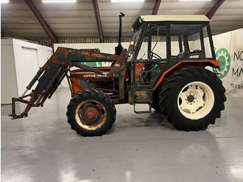 Tractor agricol ZETOR