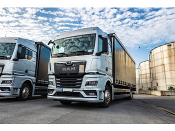 Camion cu prelată MAN TGX 18.400