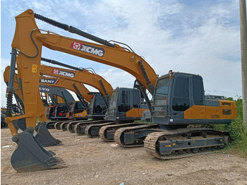 Excavator pe şenile XCMG