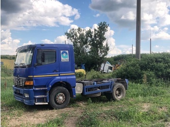 Camion şasiu MERCEDES-BENZ Atego