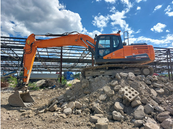 Excavator pe şenile DOOSAN DX225LC-5