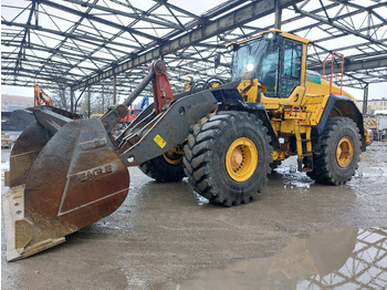 Încărcător frontal pe pneuri VOLVO L150H