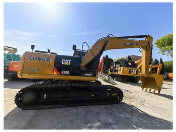 Excavator pe şenile CATERPILLAR 320D