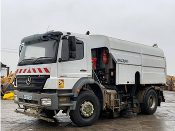 Măturătoare stradală MERCEDES-BENZ Axor 1829