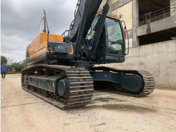 Excavator pe şenile HYUNDAI