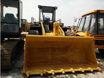 Încărcător frontal pe pneuri KOMATSU WA380-3