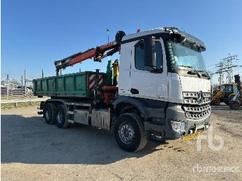 Camion platformă, Camion cu macara MERCEDES-BENZ AROCS 2843 6x4 COE w/ 2013 Atlas 172.E3 crane: Foto 4