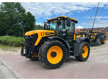 Tractor agricol JCB Fastrac 4220