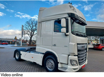 Cap tractor DAF XF 530