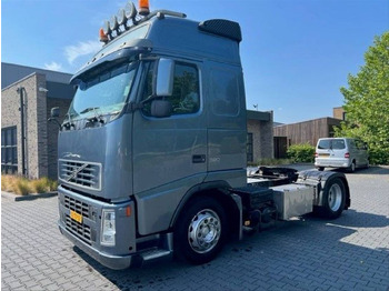 Cap tractor VOLVO FH12 380