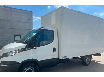 Autoutilitară box IVECO Daily 35s14