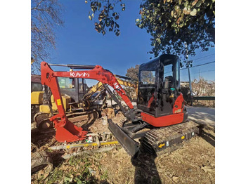 Mini excavator KUBOTA U35: Foto 3