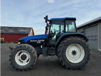 Tractor agricol 2001 New Holland TM135 w/front hydraulics: Foto 5